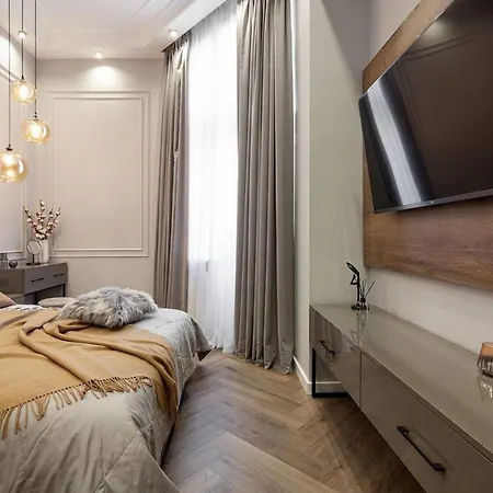 з балконом Apartment
